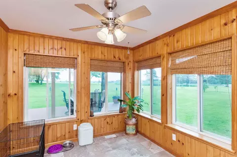 981 Cedar Crest Rd, Cedar Rapids, IA 52403 photo 11