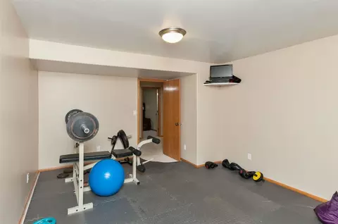 981 Cedar Crest Rd, Cedar Rapids, IA 52403 photo 20