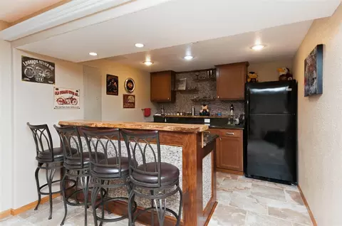 981 Cedar Crest Rd, Cedar Rapids, IA 52403 photo 24