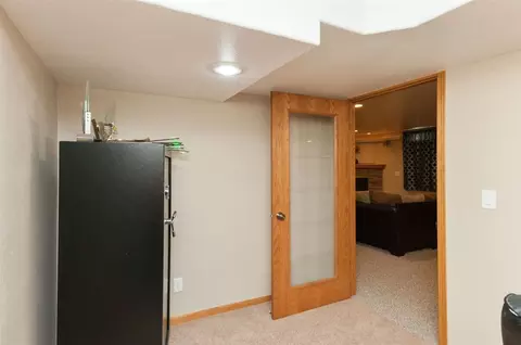 981 Cedar Crest Rd, Cedar Rapids, IA 52403 photo 22