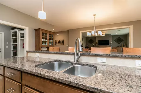 3330 Heartleaf Rd, Cedar Rapids, IA 52411 photo 19