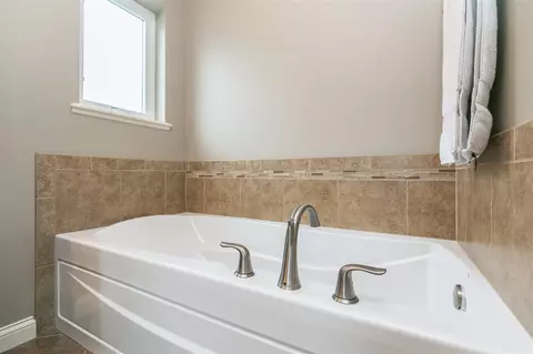 3330 Heartleaf Rd, Cedar Rapids, IA 52411 photo 29