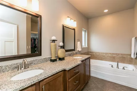 3330 Heartleaf Rd, Cedar Rapids, IA 52411 photo 28