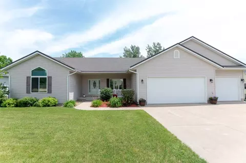 245 Jappa Rd, Ely, IA 52227 photo 1