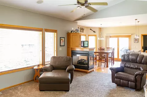 245 Jappa Rd, Ely, IA 52227 photo 7
