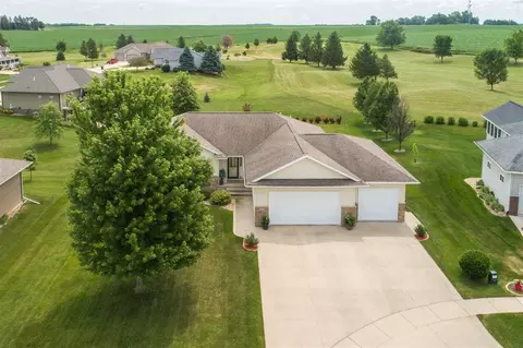 303 Wildcat Ct, Shellsburg, IA 52332 photo 3