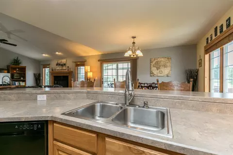 303 Wildcat Ct, Shellsburg, IA 52332 photo 14