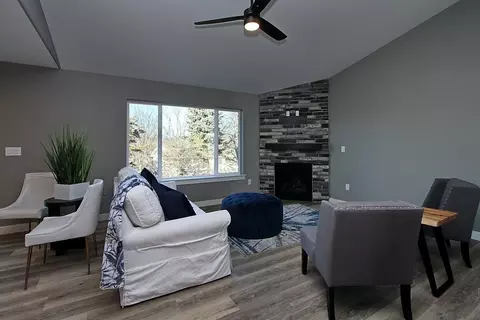 807 David Dr, Solon, IA 52333 photo 8