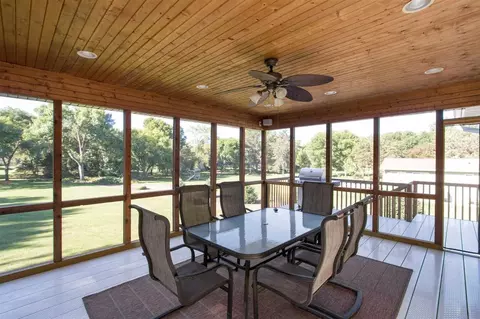 5831 Michael Dr NE, Cedar Rapids, IA 52411 photo 11