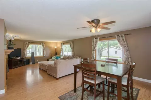 4400 Deer View Rd, Cedar Rapids, IA 52411 photo 9