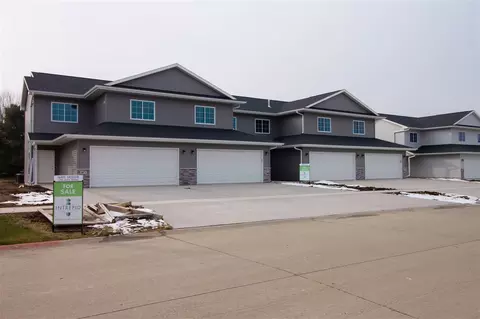 1871 Wrigley St, Ely, IA 52227 photo 3