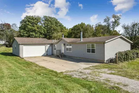 3409 Big Bend Rd, Ely, IA 52227 photo 2