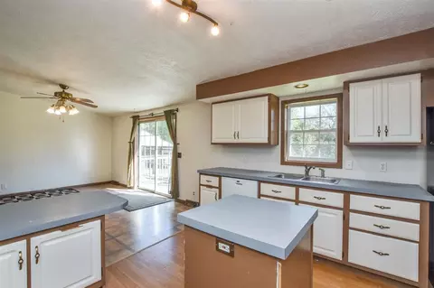 3409 Big Bend Rd, Ely, IA 52227 photo 8
