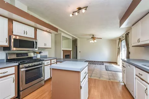 3409 Big Bend Rd, Ely, IA 52227 photo 9