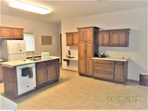 1012 E 7th St, Tipton, IA 52772 photo 9