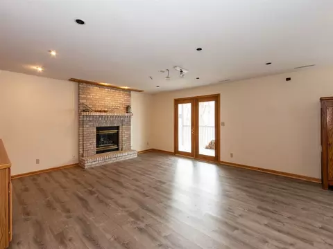 500 E Post Rd SE, Cedar Rapids, IA 52403 photo 28