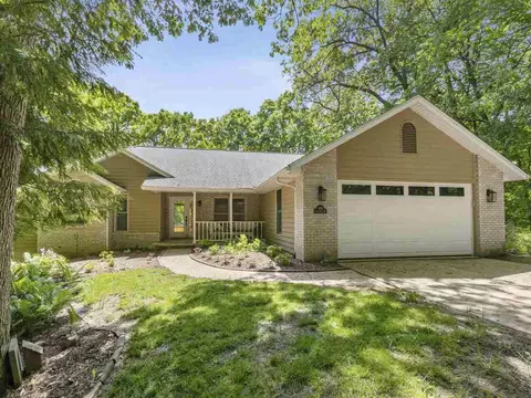 500 E Post Rd SE, Cedar Rapids, IA 52403 photo 1