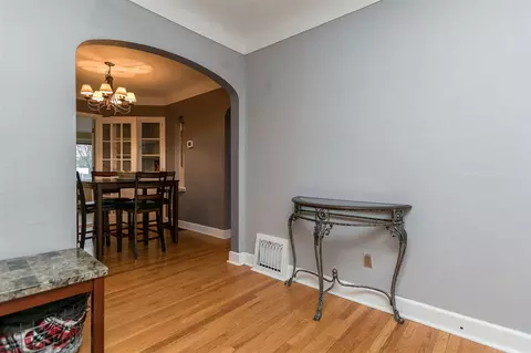 641 33rd St NE, Cedar Rapids, IA 52402 photo 8
