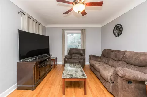 641 33rd St NE, Cedar Rapids, IA 52402 photo 5