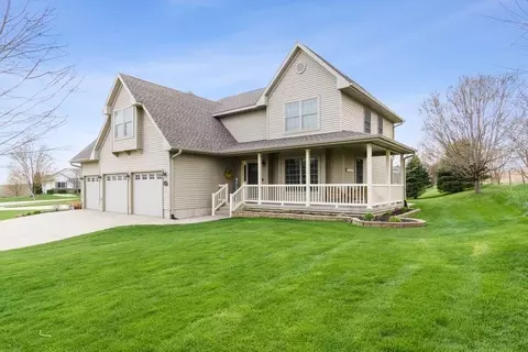 1790 North Dr, Ely, IA 52227 photo 2
