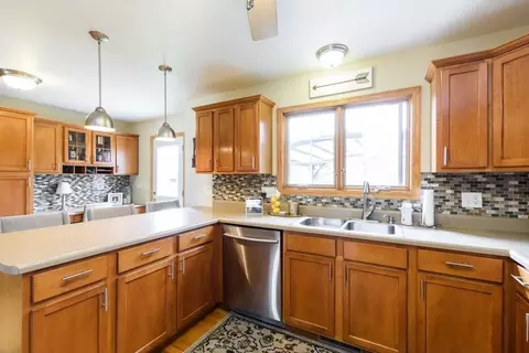 1790 North Dr, Ely, IA 52227 photo 5