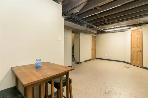 2428 E Ave NE, Cedar Rapids, IA 52402 photo 16