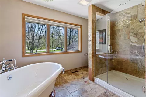 4852 Deer View Rd, Cedar Rapids, IA 52411 photo 16