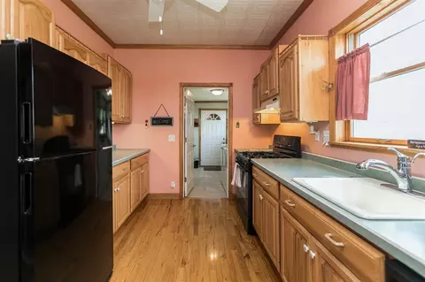 2134 Eureka Ave, West Liberty, IA 52776 photo 13