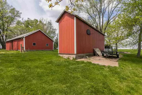 2134 Eureka Ave, West Liberty, IA 52776 photo 33