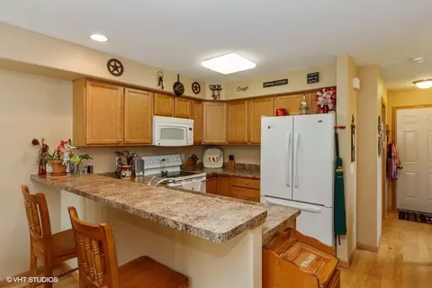 1836 Comisky Ct, Ely, IA 52227 photo 5