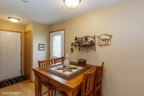 1836 Comisky Ct, Ely, IA 52227 photo 7