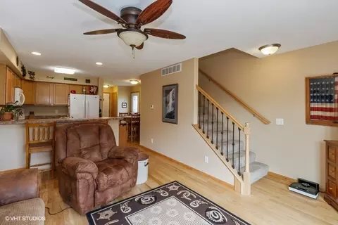 1836 Comisky Ct, Ely, IA 52227 photo 3