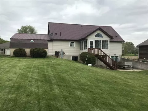 705 E 2nd, Tipton, IA 52772 photo 3