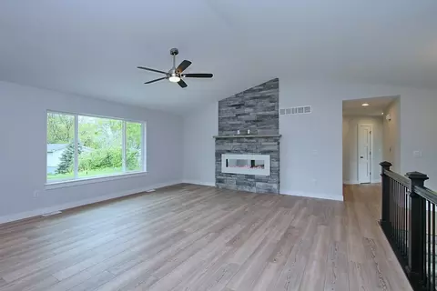 809 David Dr, Solon, IA 52333 photo 5