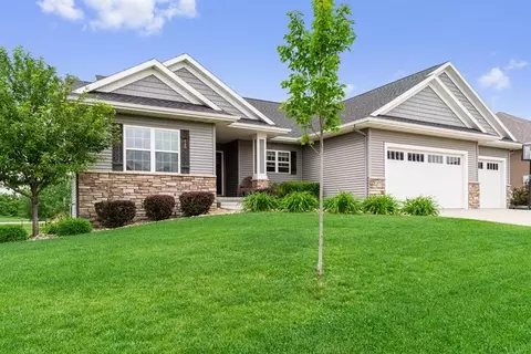 2835 Twinleaf Rd, Cedar Rapids, IA 52411 photo 1