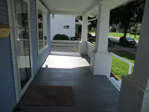 305 E 8th, Vinton, IA 52349 photo 4