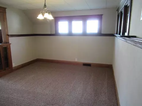 305 E 8th, Vinton, IA 52349 photo 25