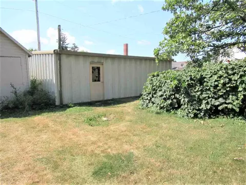 115 E 4th St, Tipton, IA 52772 photo 8