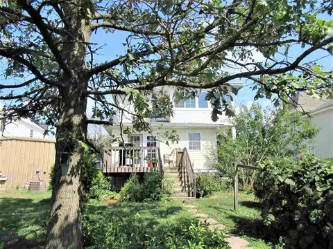 115 E 4th St, Tipton, IA 52772 photo 5