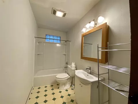 111 W 2nd St, Riverside, IA 52327 photo 19