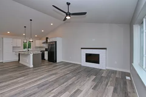 901 David Dr, Solon, IA 52333 photo 5