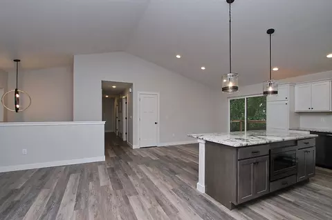 901 David Dr, Solon, IA 52333 photo 7