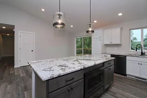 901 David Dr, Solon, IA 52333 photo 13