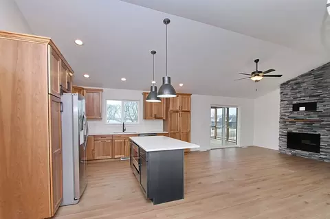 803 David Dr, Solon, IA 52333 photo 10