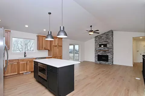 803 David Dr, Solon, IA 52333 photo 11