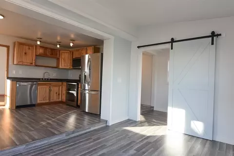 94 3rd Ave, Keystone, IA 52249 photo 16