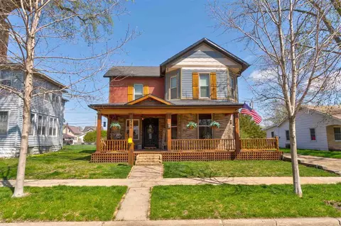 422 E Main, Washington, IA 52353 photo 1
