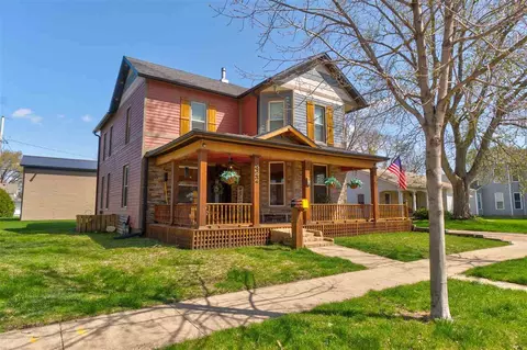 422 E Main, Washington, IA 52353 photo 2