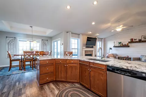 2075 Hillside Dr, Ely, IA 52227 photo 8