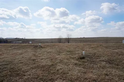 413 Marner Dr, Lonetree, IA 52755 photo 1